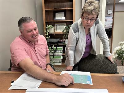 Steve Braaten and Commissioner Sherrie Sprenger