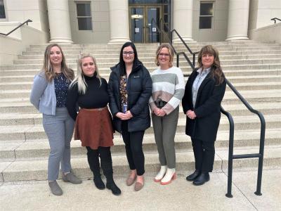 Linn County District Attorney's Office Victim Services staff
