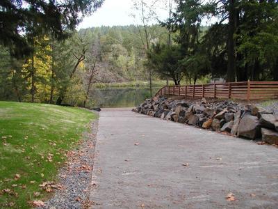 boat-ramp-at-waterloo-left-side-bar